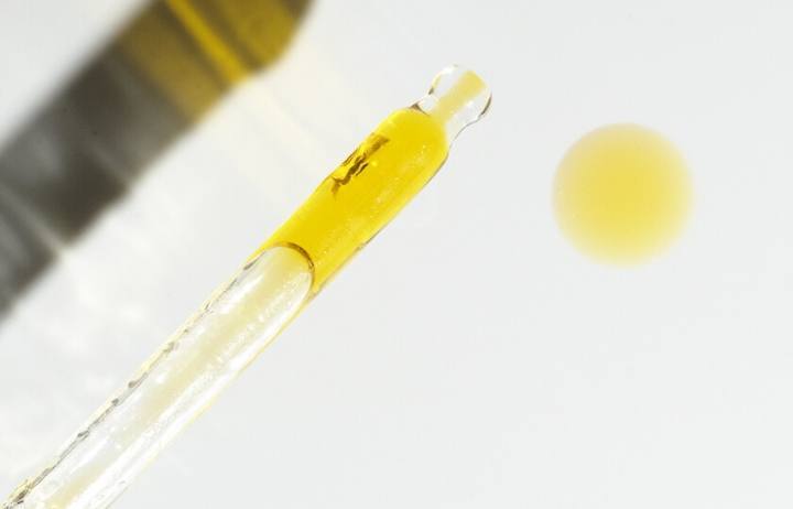 THE BEAUTY OF OILS. Oils for Skincare