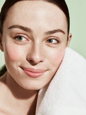 A DIY Facial from a Celebrity Facialist